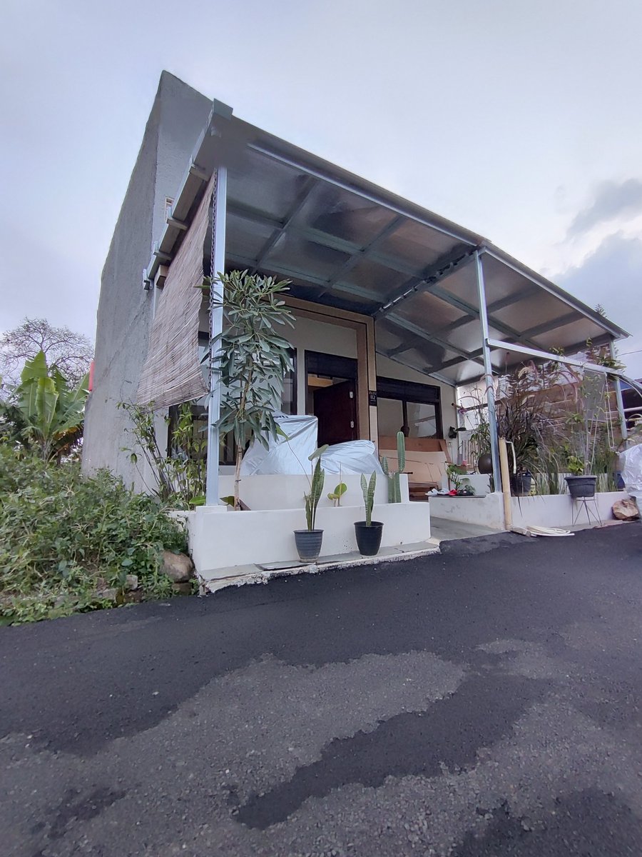 ogi_D_'s tweet photo. jual rumah bandung timur
dlm cluster 1 gerbang
4 kamar+1 ruang kerja
konsep japanese
pintu kamar sliding
KM shower
kompor tanam
tirai roller blind
lantai kamar + plafon SPC kayu https://t.co/6BEINPmWAy