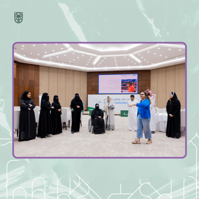 TeamSaudi's tweet photo. • جلسات لاكتشاف الذات 💡
• نصائح للسيرة الذاتية 📝
• دعم للمسيرة المهنية ✅

📰| بتنظيم اللجنة #الأولمبية_والبارالمبية_السعودية والتضامن الأولمبي، اختُتمت ورشة عمل "التحول الوظيفي للاعبين" التي تساعد الرياضيين في مساراتهم المهنية والشخصية.

• التفاصيل 👇🏻