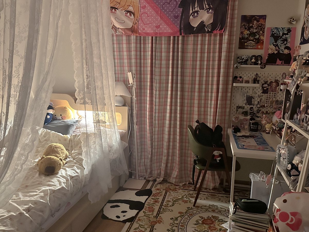 오랜만에 방 청소를 했슴 ⌯•ω<⌯ಣ