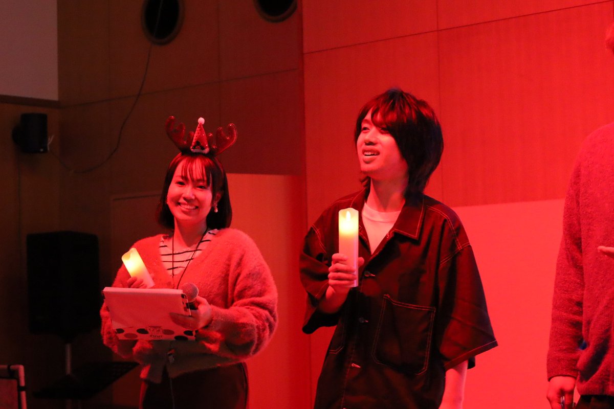 miyasirointer41's tweet photo. 琴丘から移動して17時頃に到着
ジャンケン大会にはあっさり負けて 出演者全員でクリスマスソングの合唱
雰囲気ありますねぇ🪄︎︎⛄️🎄
#よこてイーストクリスマスコンサート
 #CHIGUSA @chigu_827  #YuYa   #keisuke  #栗林聡子  #EKAS  #村田弘子 https://t.co/XHHSpX80b4