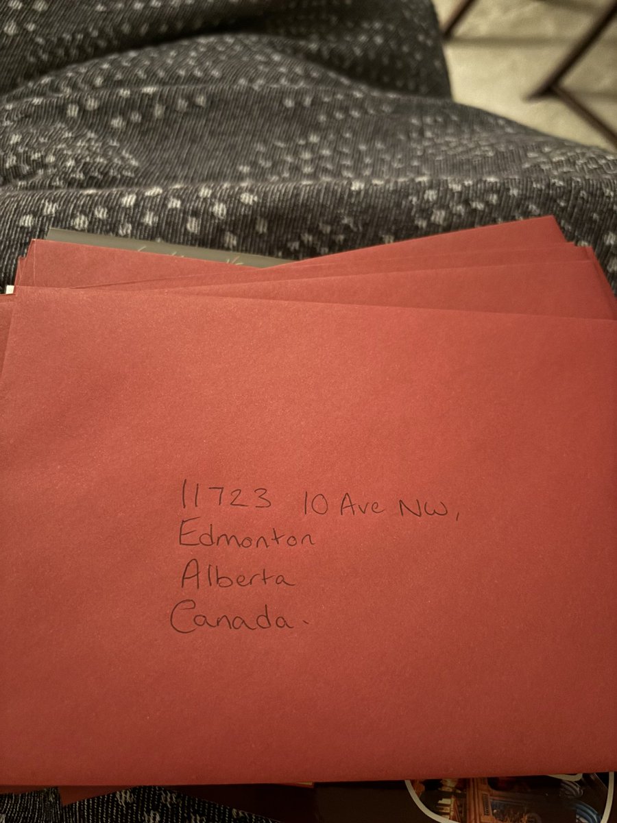 🎄Annual tradition of sending Christmas cards to random addresses around the world.

🎄Always nice to spread some joy and happiness at this special time of year!