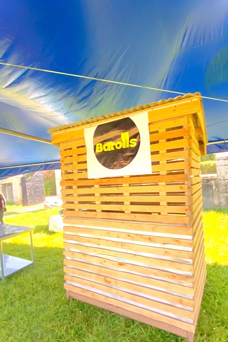 BarollsLTD's tweet photo. Your attending Afro brunch?  No need to worry about food, we gat you at barolls🔥 https://t.co/nNG5Jigx4Z
