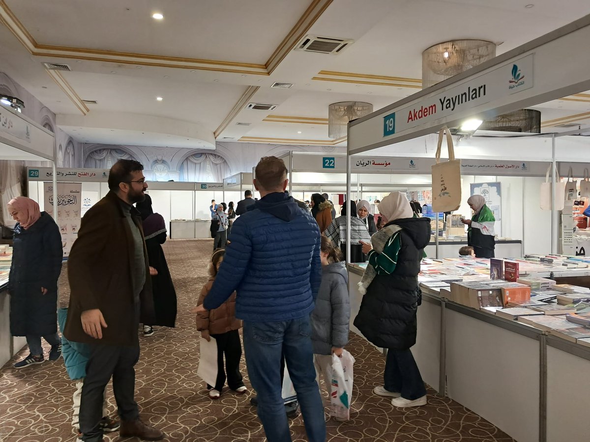 bookfairantep's tweet photo. جولة مصورة في اليوم الأخير من فعاليات معرض غازي عنتاب الثالث للكتاب العربي تحت شعار "الكتاب حياة" 

#الكتاب_حياة
#معرض_غازي_عنتاب_الثالث_للكتاب_العربي https://t.co/M6TvHJ43uY