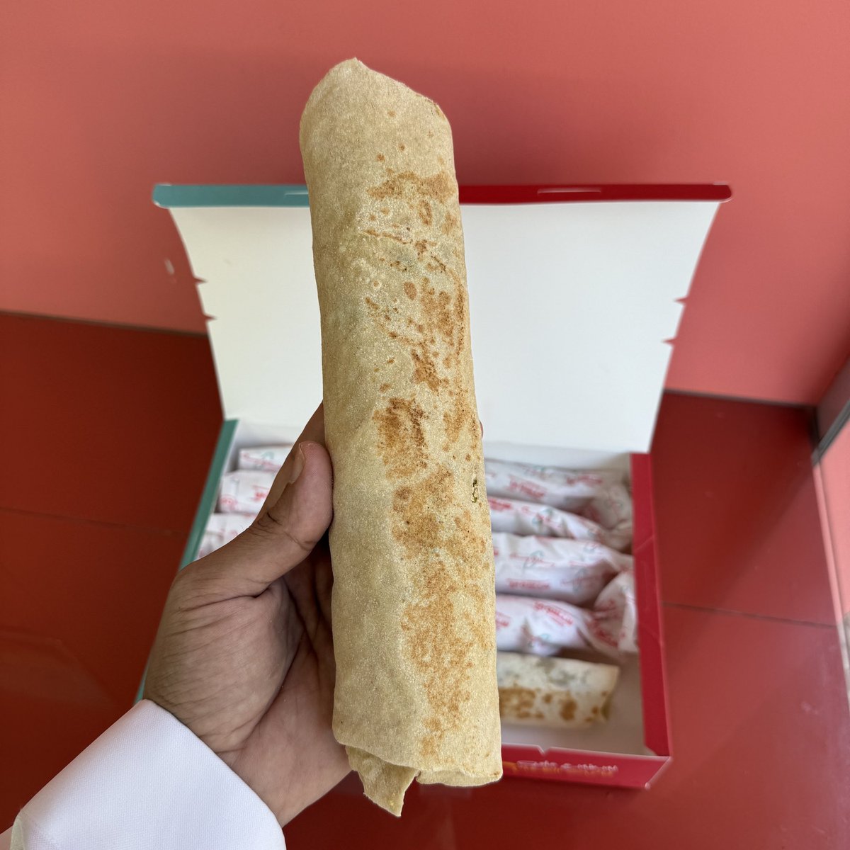 AkooL 🍔 اكول tweet media