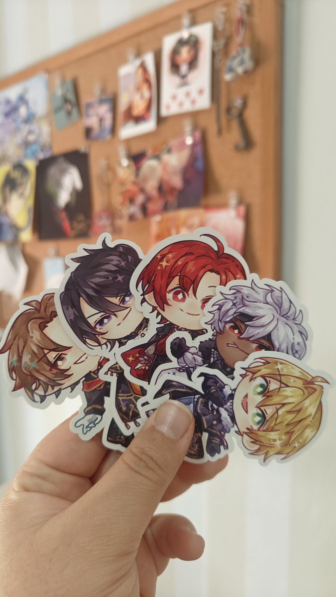 •Dani• tweet media