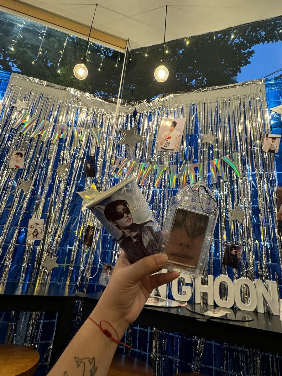 Daryltuesday's tweet photo. Happy #SUNGHOON day! 💗

Drop by @currentlycafeph 😊 

@ENHYPEN https://t.co/kaLdmzlkya