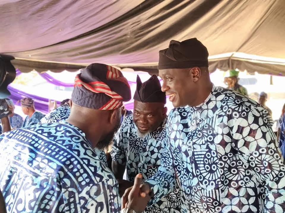 AGFSalaudeen's tweet photo. Yesterday, I had the honor of hosting the Speaker of the Kwara State House of Assembly, Rt. Hon. Yakubu Salihu Danladi, at the 2024 National Owu Convention held in Obaloyan.  

Obaloyan, being the headquarters of Owu Kingdom in Nigeria, witnessed the presence of esteemed https://t.co/khTGZaRqTR