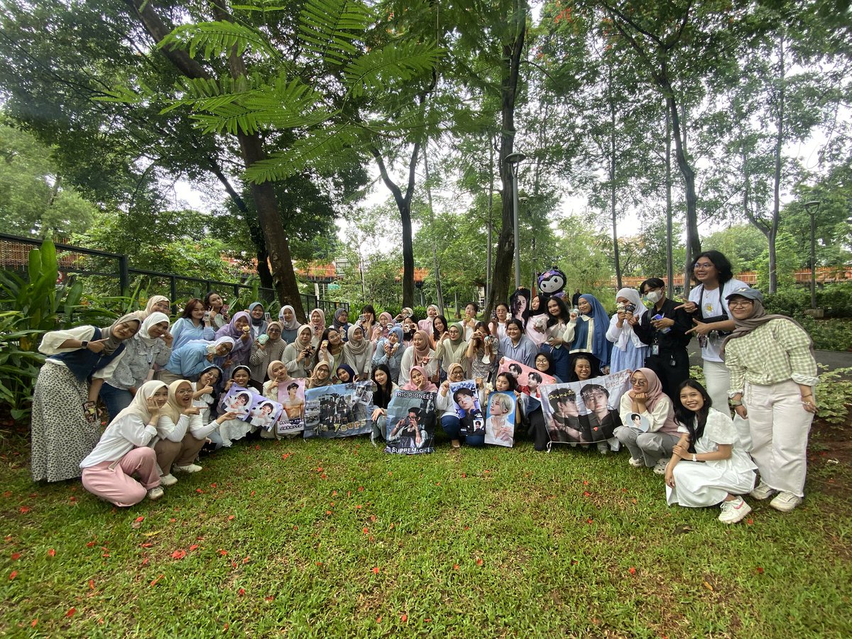 georicious's tweet photo. thank you for coming guys!!! <3333

#영원한_소년들의_일곱번째_겨울
#7WintersWithTheBoyz
#7YearWithTHEBOYZ https://t.co/hU1O0XO1Ae