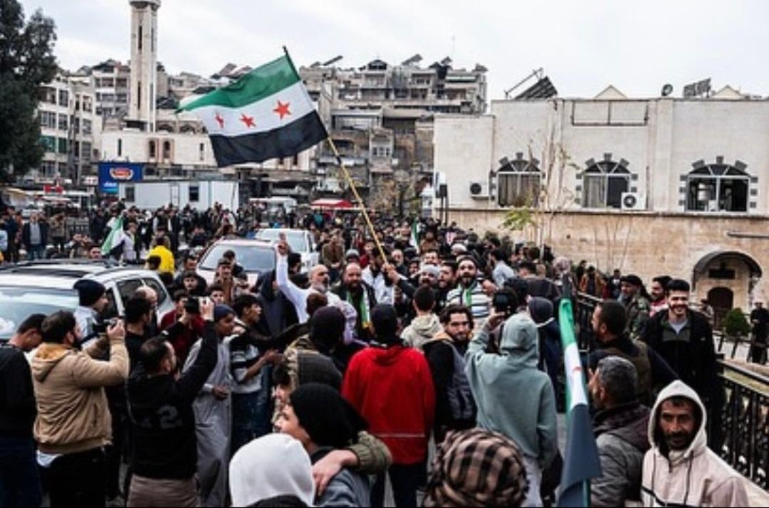 Hak geldi, bâtıl zail oldu.
Zalim Esad rejimi yıkıldı!!!
#Syrie  #بشار_الأسد #دمشق