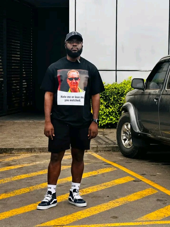 sterlingaj360's tweet photo. YOU MAY BE POPULAR BUT YOU’RE NOT @kwadwosheldon 🙃
 #NPPMPs #JeanMensah #ElectionHQ #TheNewForce https://t.co/kJ7JFEOrPH