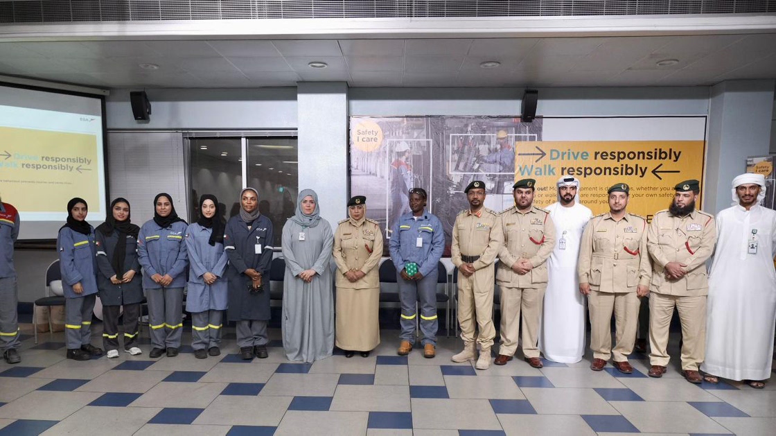 DubaiPoliceHQ's tweet photo. #News | Dubai Police Promotes Awareness of Workers’ Rights and Responsibilities in Jebel Ali
Details:
https://t.co/pSPPgnrpsJ
#YourSecurityOurHappiness
#SmartSecureTogether https://t.co/Jck7hploML