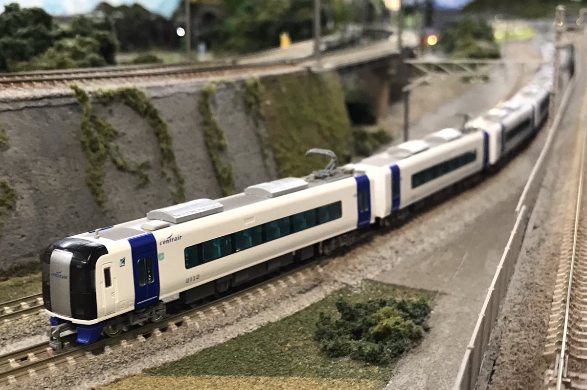 Re_Color_train's tweet photo. 【東京・本店4階】本日ご来店のお客様②

名鉄2000系ミュースカイなどです！

#リカラー #Re_Color #レンタルレイアウト  #鉄道模型 #Nゲージ #鉄道ジオラマ #diorama https://t.co/2v4BvxshbD