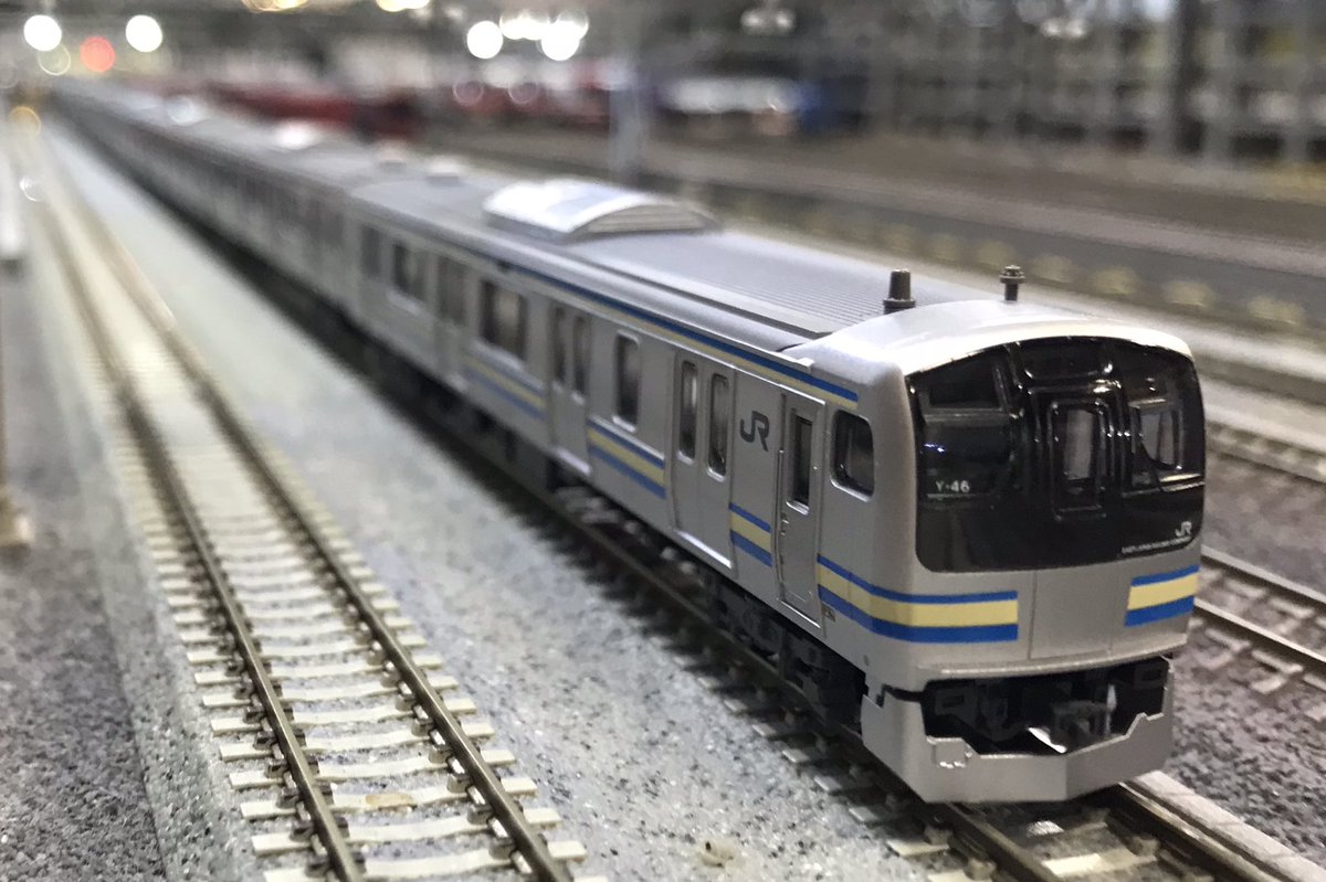 Re_Color_train's tweet photo. 【東京・本店4階】本日ご来店のお客様⑥

E217系横須賀線とE259系成田エクスプレスです！

#リカラー #Re_Color #レンタルレイアウト  #鉄道模型 #Nゲージ #鉄道ジオラマ #diorama https://t.co/q5GyMrVdqX