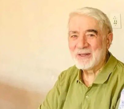 morkazemian's tweet photo. بازخوانی پیام و تحلیل انتقادی دو سال پیش میرحسین موسوی درباره دخالت‌های جمهوری اسلامی در سوریه و منطقه:
 
 حاکمیت، نام بهار عربى را به بیدارى اسلامى تغییر داد، تا حرکت معطوف به آزادى و عدالت ملت‌هاى به ستوه آمده از دیکتاتورى و گرسنگى و فقر و بى‌عدالتى و مجالس قلابى را از حقیقتش خالى کند.  گناه بزرگ حکومت ما دست بردن در حقیقت معانی است. هر نام پرشکوهی به ننگین‌ترین جرائم تعلق می‌گیرد. دفاع از حرم که به معنای حراست از قلب مومن در مقابل کمترین گرایش به ستمگران است، به خون ریختن در سرزمین‌های بیگانه برای تحکیم پایه‌های رژیمی کودک‌کش اطلاق می‌شود.  میلیون‌ها مهاجر و صدها هزار کشته در سوریه، بدنامى حزب‌الله لبنان، پیدایش داعش، و ... شاهد شوم بودن نیات این کجروى است... مصیبت‌هاى ناشى از این اقدامات برای ایران و منطقه همه از یک خطاى بزرگ ریشه مى‌گرفت و آن دست بردن در مضمون حقیقى خواست ملت‌ها بود. مردم تشنه آن‌اند که آزاد باشند و خود برگزینند، و این انتخاب آنان قطعا به نفع بشریت، و به سود منافع ملى و حاکمیت مردم خواهد بود.  سزای آن سردار بی‌افتخار که به استخدام اوباش بد‌سیرت برای قمه‌کش کردن جوانان مردم و جنایت (در سرکوب جنبش سبز) اعتراف و مباهات کرد چه بود، جز آنکه جانش در غربت به قربانی مستبدی دیگر تلف شود. عبرتی برای بازماندگان تا دریابند که خودکامه در ازای طعمه‌ای که پیش‌پای‌شان می‌اندازد همه چیز آنان را مطالبه می‌کند.