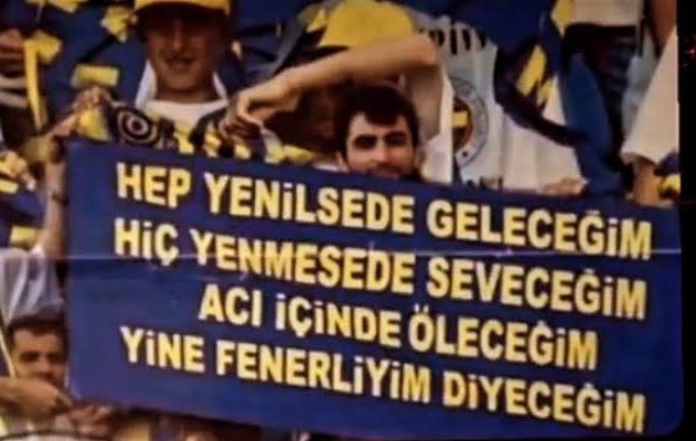 FenersolA's tweet photo. Cincon un geçen yıl Avrupa da yenilip iyi oynadığı maçlarda yere göğe sığdıramadığım.dün resmen rahat 3 olacak golleri kaçırıyoruz iyi oynuyoruz.sanirsin kıyamet kopmuş her zaman destek✌️💙💛 https://t.co/lE0uEPwEQ7