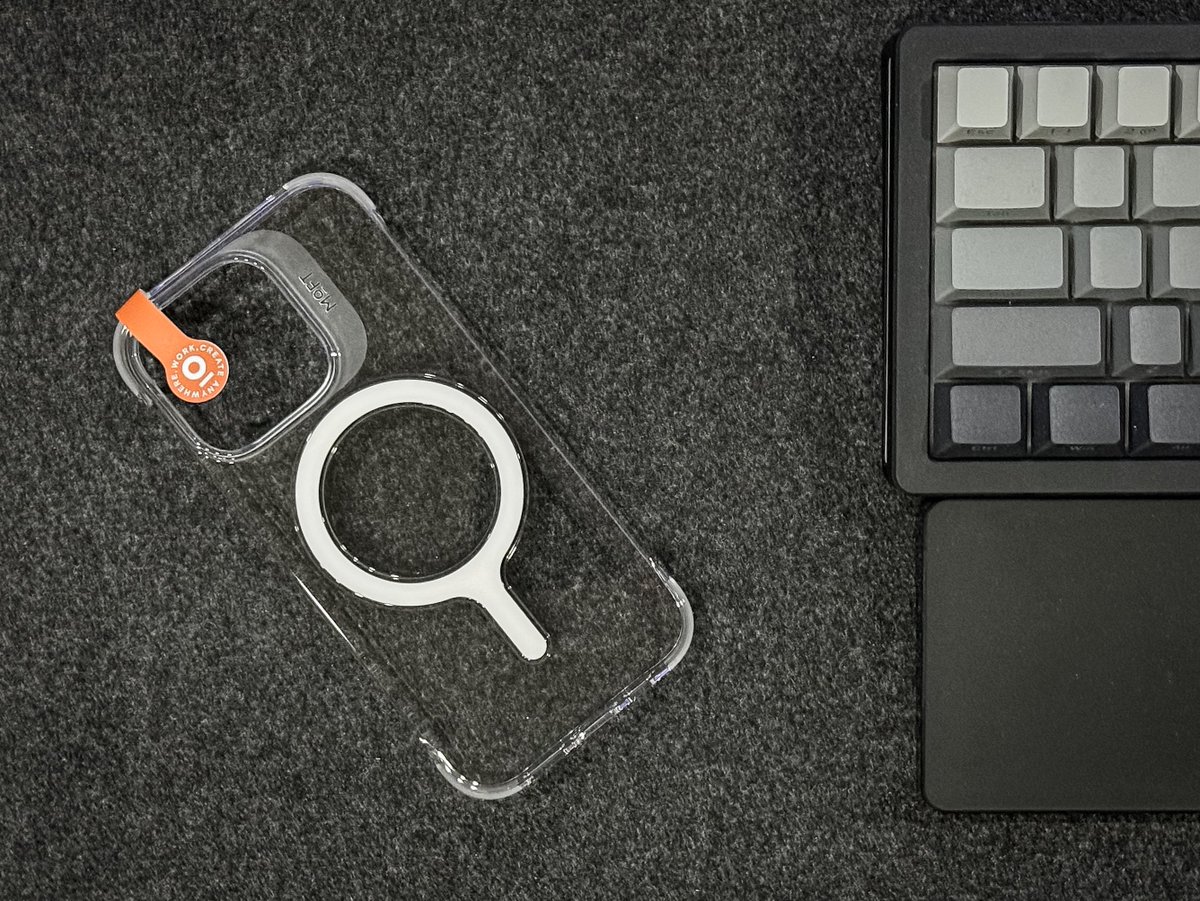 k_bou_9's tweet image. #MOFT iPhone16Proケース
以前 @naoyu_301 が紹介してたサイドフレームレスケース📱

・サイドが無いから持ちやすい
・透明度が高いからステッカーを入れ込んで見た目カスタムもできる👾

ケース探してる人にはオススメ☑️