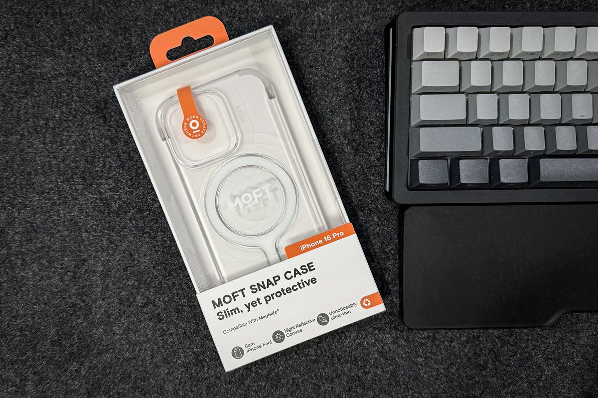 k_bou_9's tweet image. #MOFT iPhone16Proケース
以前 @naoyu_301 が紹介してたサイドフレームレスケース📱

・サイドが無いから持ちやすい
・透明度が高いからステッカーを入れ込んで見た目カスタムもできる👾

ケース探してる人にはオススメ☑️