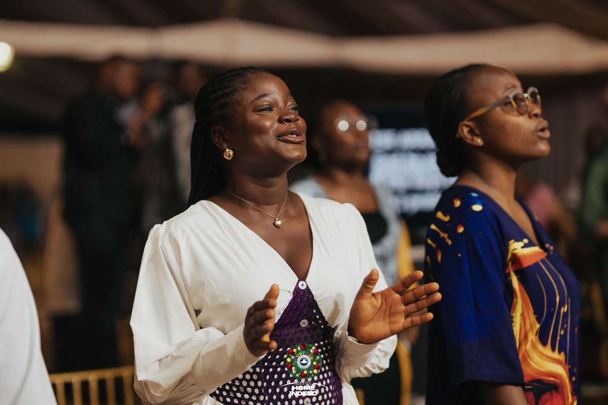 🎵🎵🎵
Oh be lifted
Above all other gods
We lay our crowns and worship You...

#rccglsc #teamard #godliness #sundayservice