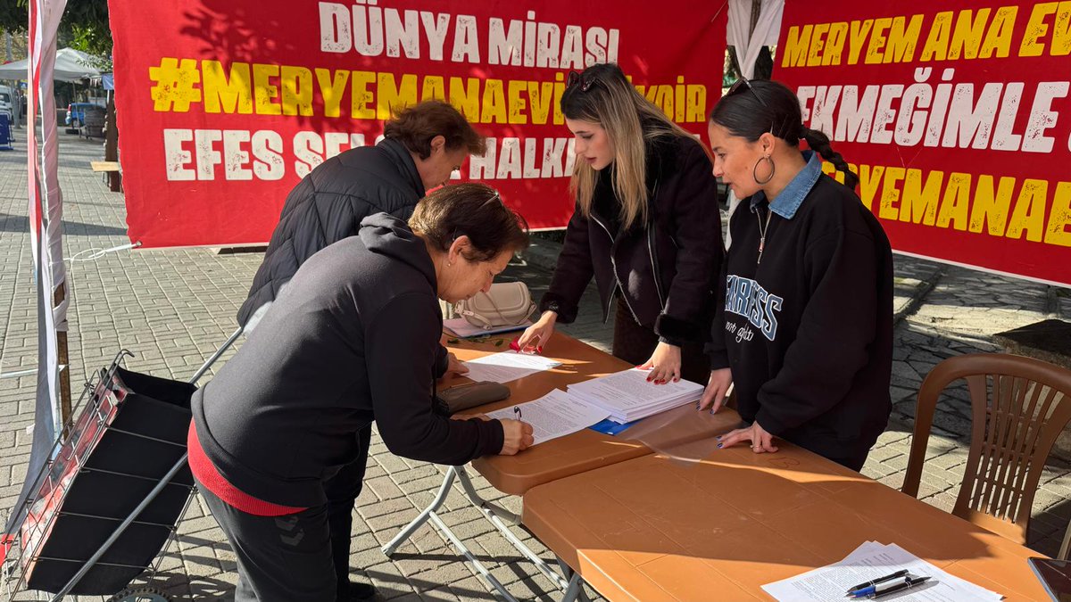 SlckKentKonseyi's tweet photo. Meryem Ana Otoparkı için mücadelemiz devam ediyor. Bu işin Partisi yok! Dilekçeyi imzalayanlar arasında AK Partili,  MHP'li, İyi Partili, CHP’liler var.Çünkü hep beraber birlik olarak ilçenin geleceğine sahip çıkıyoruz. https://t.co/TqbjXpzhUy