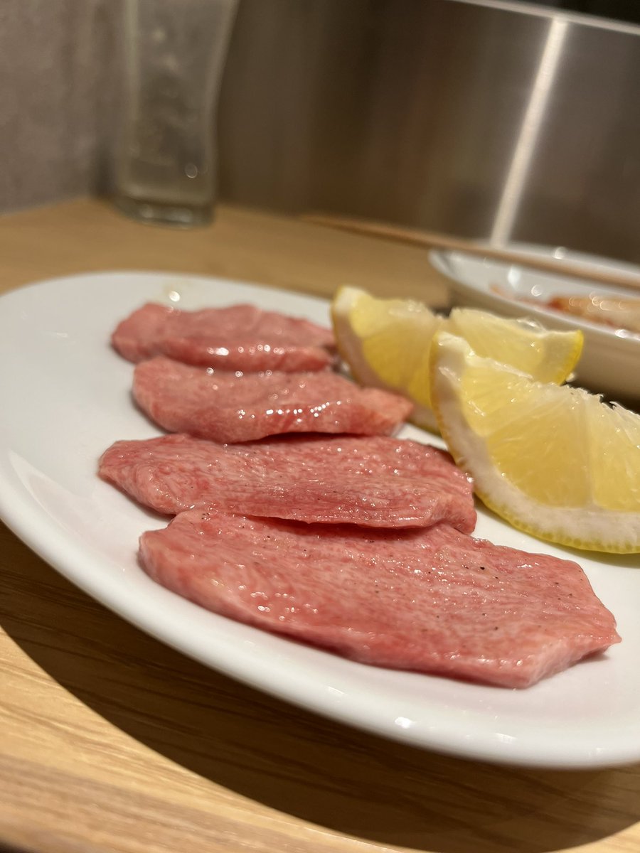 需要があるかわからない、やちゃちゃの今年美味しかったお店4選。

①銀座しのはら（銀座：日本料理）
②千葉たかおか（八重洲：寿司）
③ル ボークープ（代々木上原：フレンチ）
④焼肉ここち（高円寺：焼肉）