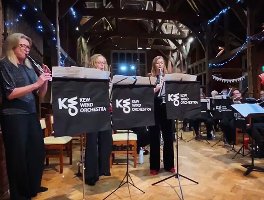 The weather outside may have been frightful but we had a delightful Christmas concert in the Barn Church, Kew yesterday! You can catch KWO one last time before Christmas, at <a href="/themitreTW9/">The Mitre TW9</a> this Thursday evening for some Christmas carols and merriment before the holidays 🎶🥂🍕🎄