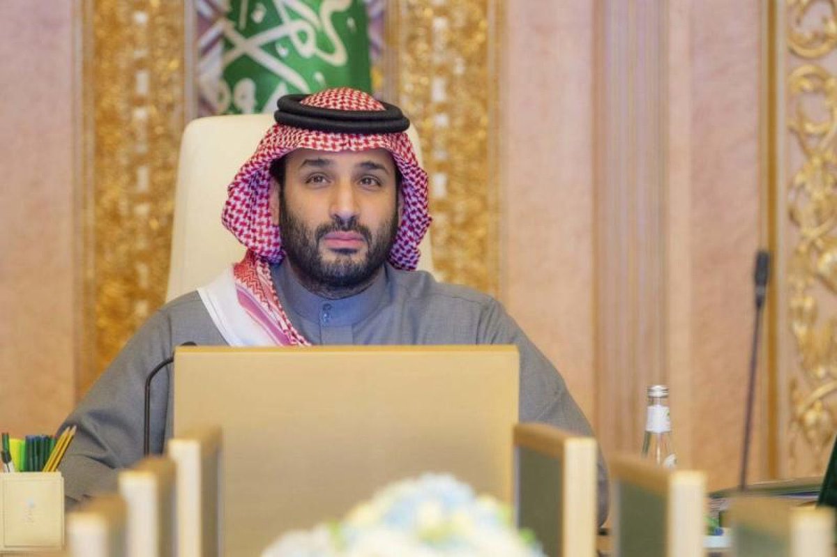 الله يطول بأعماركم ويحفظكم ويجعلكم ذخر للإسلام والمسلمين ويجزاكم عنا خير الجزاء

الحمدلله على نعمة الأمن والأمان

🇸🇦 دام عزك يا وطني العظيم 🇸🇦