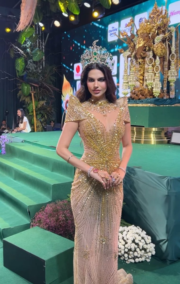cocosanggyun's tweet photo. The Queen is Rachel Gupta
#QueenRachelXRatchaLife
#RachelGupta
@_rachelgupta_
#ratchalife https://t.co/F80AeG8OlO
