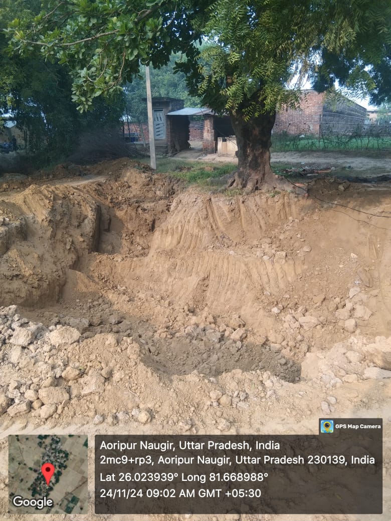 Amitpal7754's tweet photo. @dmpratapgarh Honourable district magistrate PratapgarhUnauthorized soil excavation Without taking permission from the relevant department they withdraw soil from the village They did 10ft grief in front of houses this occur in between village
subedarkapurwa Sangipur (230139)Contact-9005238199 https://t.co/npWbX28FpJ