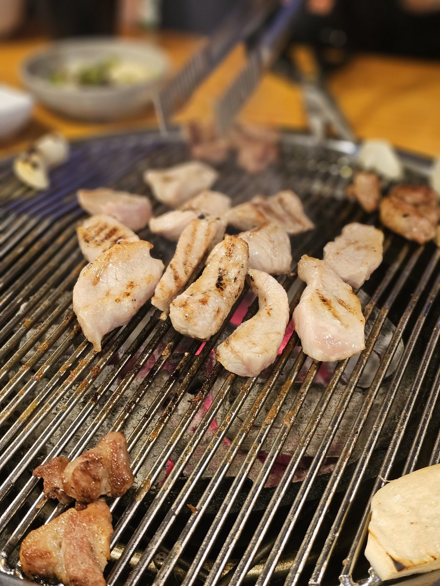 luaFURRYJOA's tweet photo. 우이이잉 헤ㅔ헤헤 AGF 뒷풀이이이 https://t.co/29M2YSpoTJ