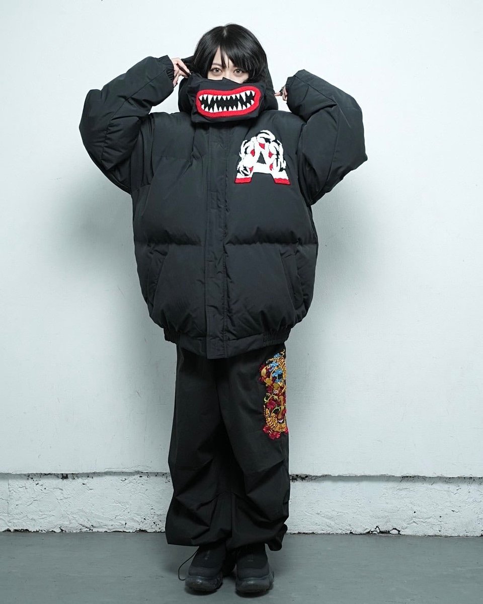 大好評販売中~!! Monster down jacket 今期最強ダウン登場です