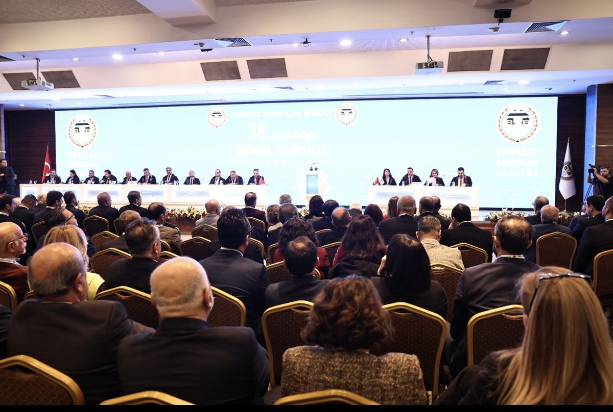 BitlisBarosu's tweet photo. 08 Aralık 2024 tarihinde yapılan TBB 38.Olağan Genel Kuruluna Baro Başkanımız Av.Gülhan BAYRAM SEKMEN, https://t.co/KVvHJPzoby