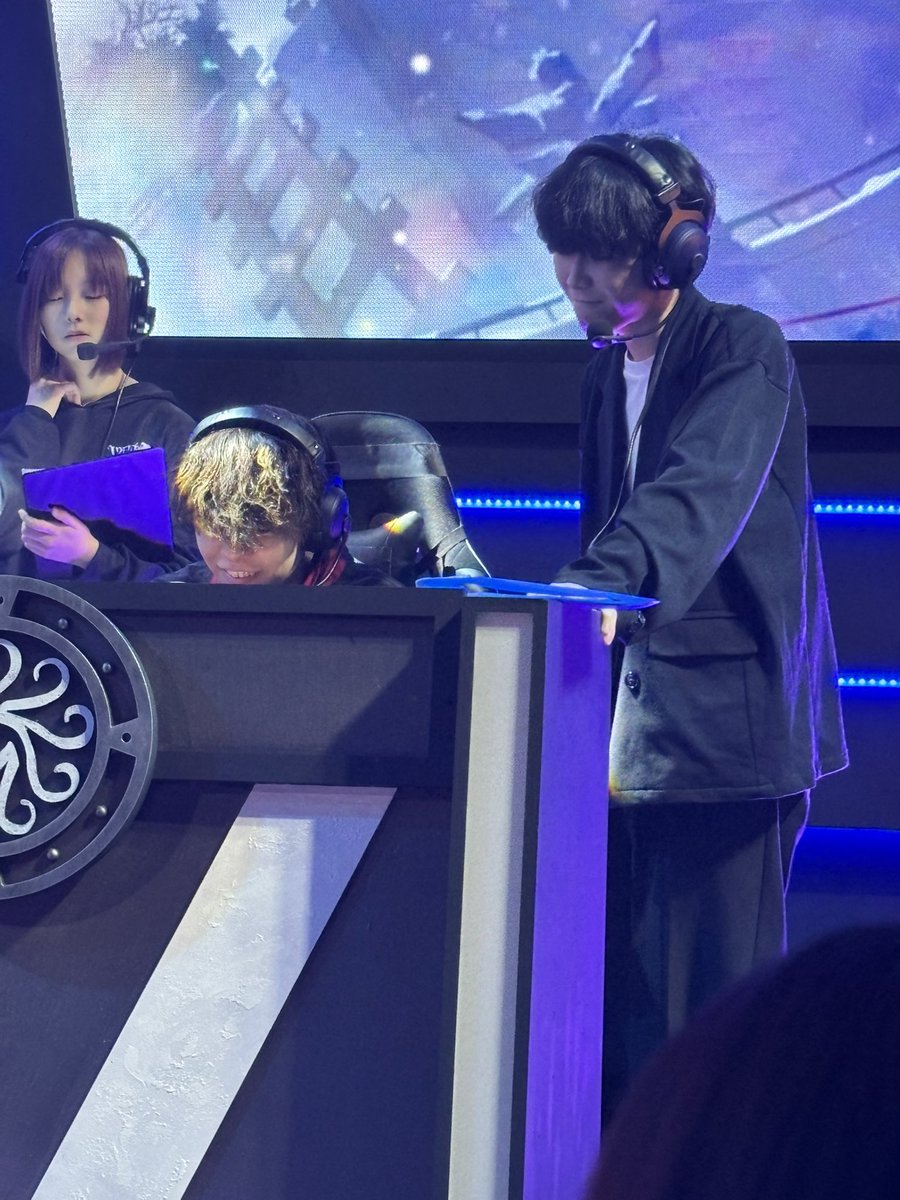 えむ骨董しっかり安定の強さしやがってくれるわ
覇者の3吊り必須を4吊り成し遂げるとことか、もうやっぱかっこよすぎてまじで泣くかと思ったぁぁ😭
fennel進出おめでとう(´；ω；｀)💜ྀི

覇者をずっと慰めながら
「鹿良くね！？鹿自信あるっしょ！？」ってテンション高いnoNinoも可愛かったw

#FLWIN