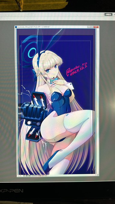 横幅が600ミリって縛りあるから少し見切れるのモヤっとするんよなぁ、どうせバニー耳はどうしたって見切れるから良いんだけど 