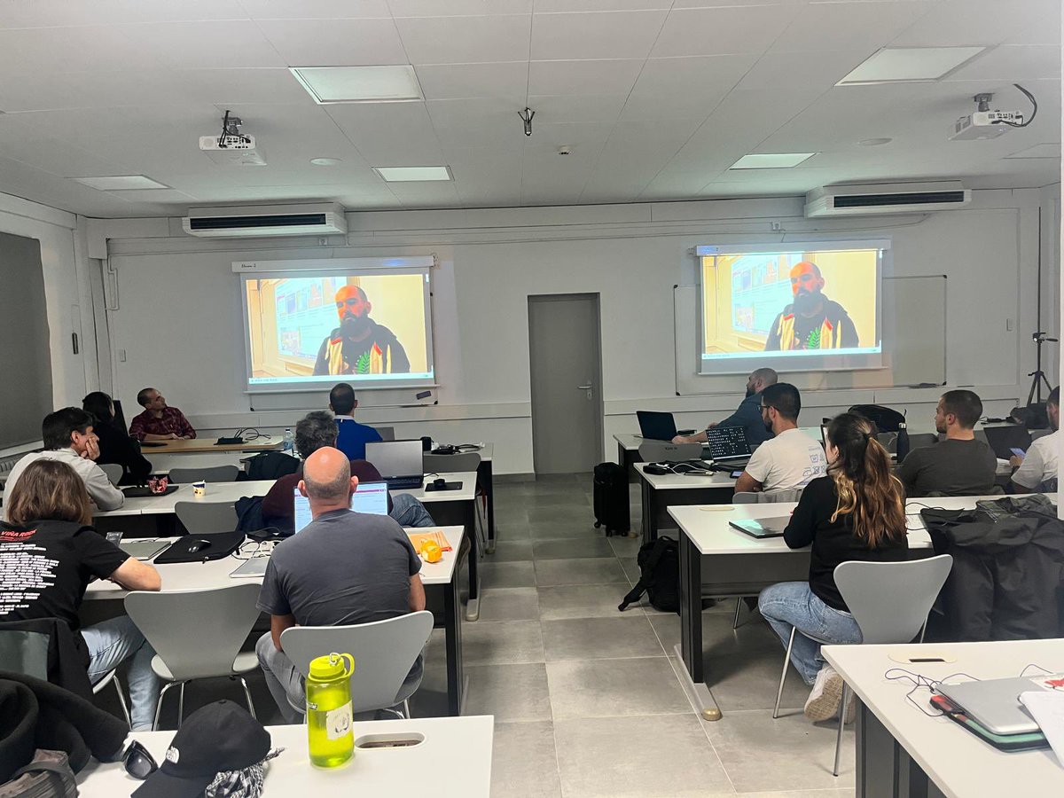 másterFUEGO (@masterfuego2022) on Twitter photo Clase de GESINF de Master Fuego 2024-25 en <a href="/ETSEAFIV_UdL/">ETSEAFIV_UdL</a> con la colaboración de Pablo Ramos, profesional de la comunicacion y portavocia en #IIFF.
#masterFUEGO Clase de GESINF de Master Fuego 2024-25 en <a href="/ETSEAFIV_UdL/">ETSEAFIV_UdL</a> con la colaboración de Pablo Ramos, profesional de la comunicacion y portavocia en #IIFF.
#masterFUEGO