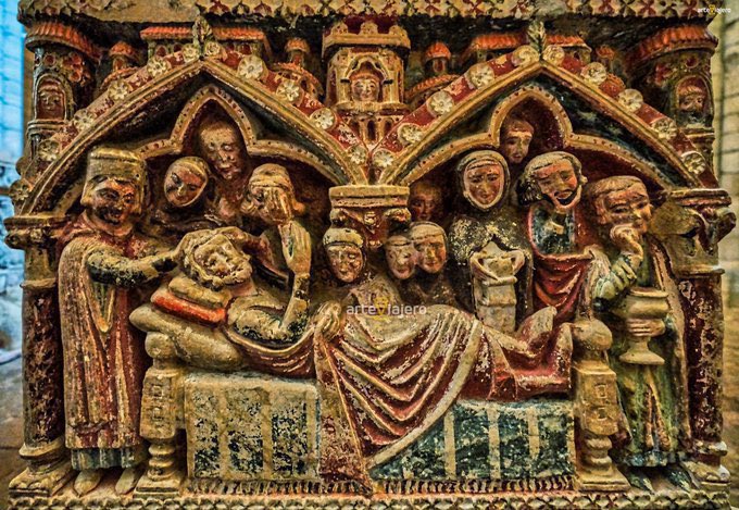 arteviajero_com's tweet photo. Los espectaculares Sepulcros de D. Felipe de Castilla e Inés Rodríguez de Girón (S. XIII), auténticas obras maestras de la escultura gótica funeraria. Conservados en la Iglesia de Santa Maria la Blanca, Villalcázar de Sirga (Palencia)
#FelizDomingo #BuenosDias #photoghraphy https://t.co/5rTRstD1QE