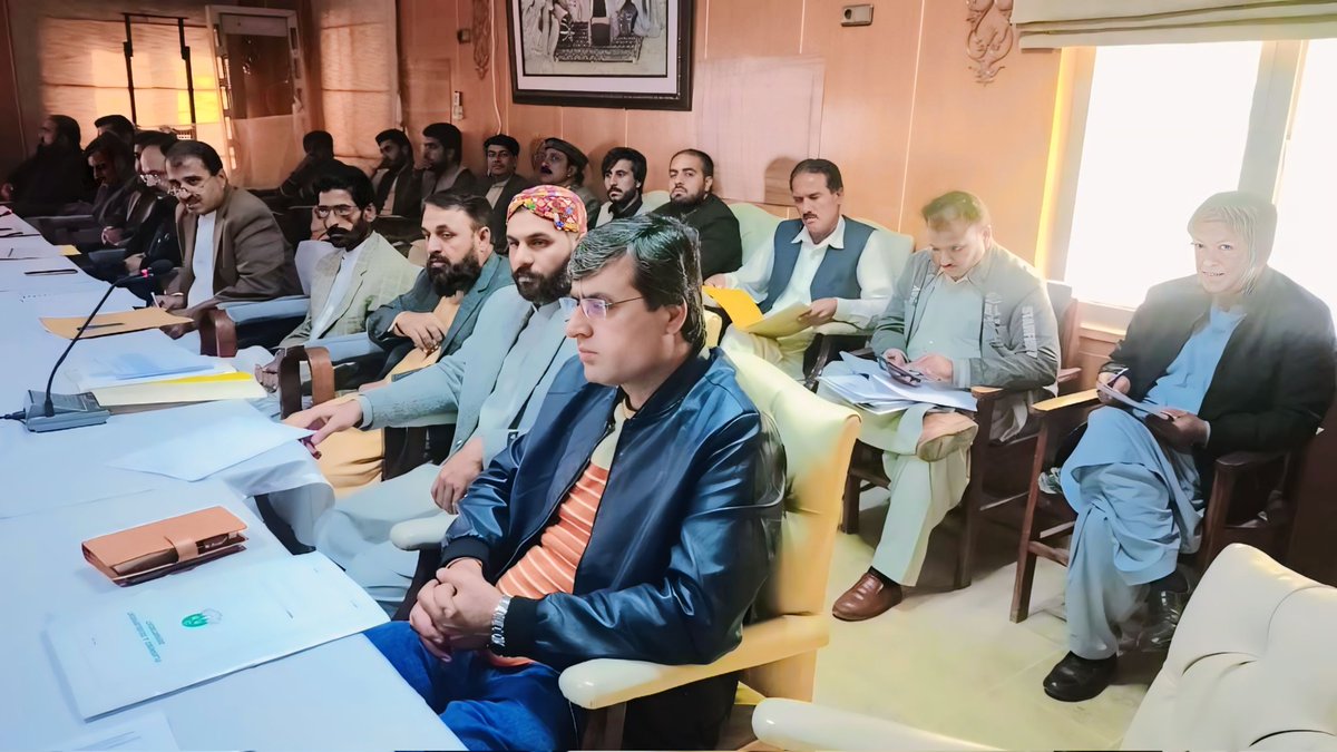 AzmatKakar12's tweet photo. Progress review meeting with Commissioner Loralai Division Mr.Saadat Hassan sb along with all Divisional head. https://t.co/cVShYAZlgP