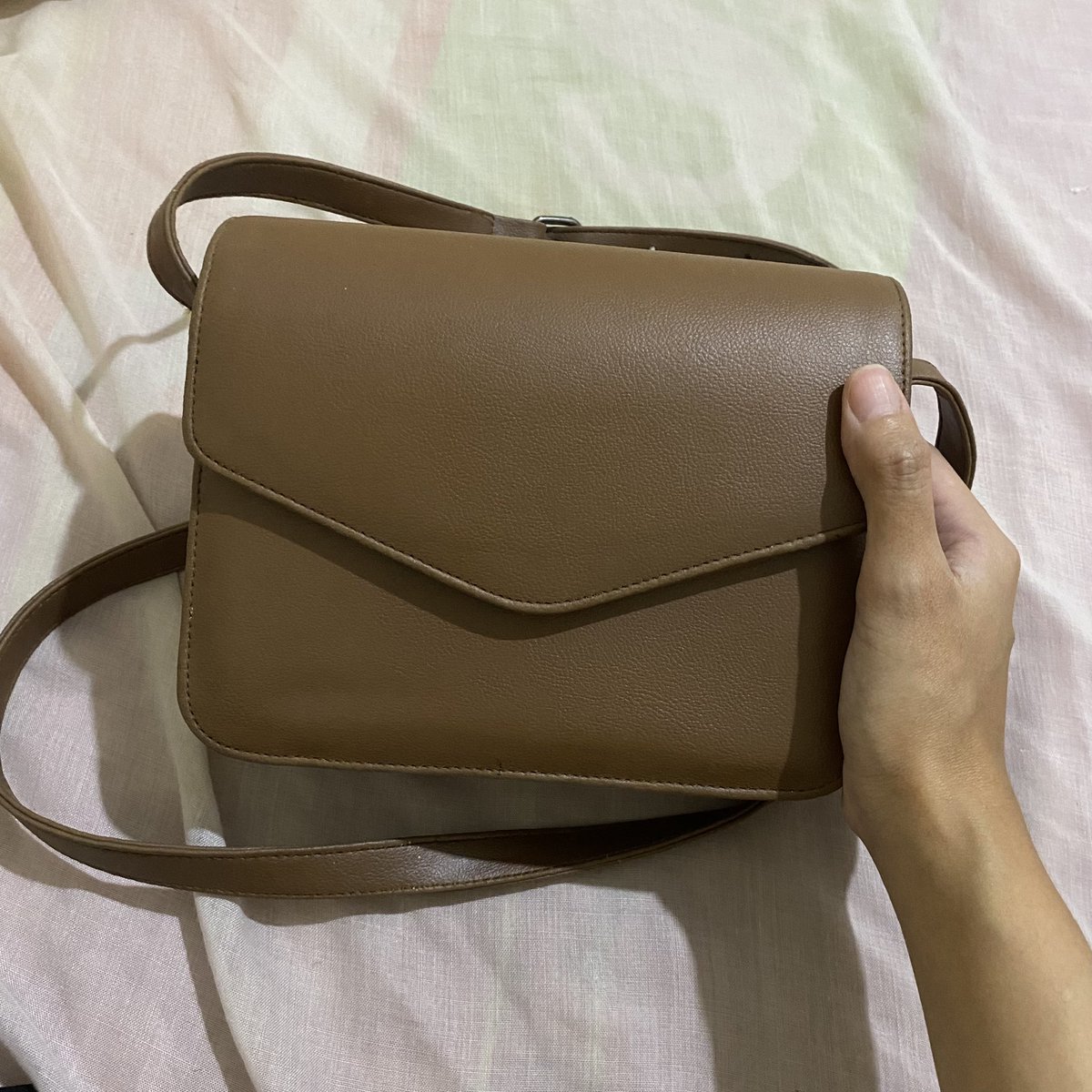 bliblaable's tweet photo. PRELOVED TAS EXSPORT DAN SLINGBAG✨

(ini versi aku adjust lagi harganya yaaa) ayo guys dibeliii https://t.co/AIZ1zUm9az