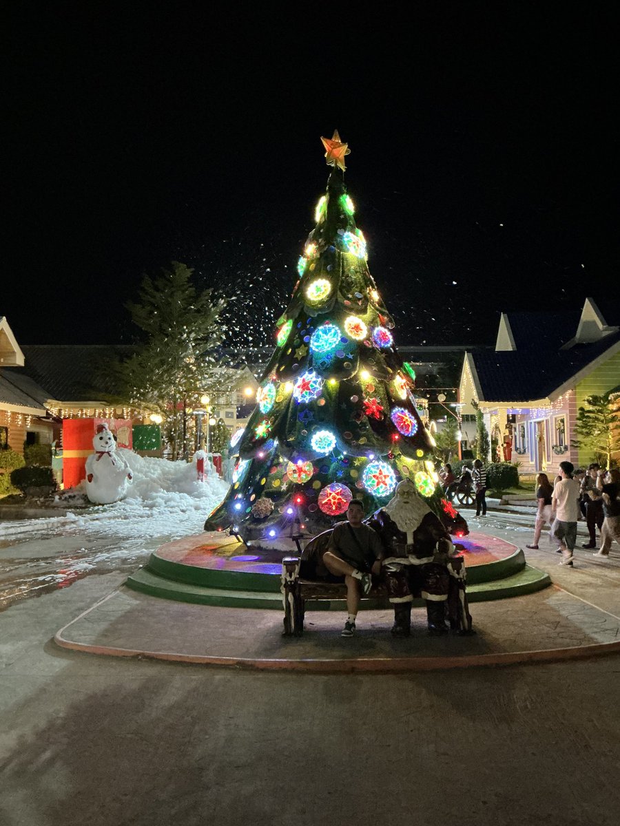 'tis the season of joy
happy holidays✨