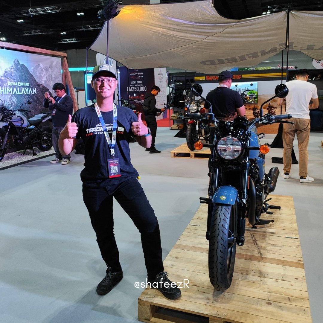 sh4f33zR's tweet image. Booth Royal Enfields @ KLIMS 2024, MITEC

Inilah masanya korang melihat motorsikal dari Royal Enfields dengan lebih dekat.

Psst: Royal Enfields nak keluarkan motor baru🫣

#shafeezrohmat #motovlog #klims2024 #BeyondMobility #explorepage #exploremore #fyp #EV