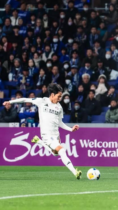 cuzcuzverde's tweet photo. ❗️NEW❗️#Leicester checks out 🇭🇰Hong #Kong wonderkid star Ng #Yuhei 🇭🇰. The 18-year-old left winger is in the Foxes' sights
[@reluctantnicko]

#LCFC #leicestercity #LEIBRI #ruud #rvn #kota #enzo #kawasaki #jleague #premierleague #Nistelrooy #takai #jeremy #Eastern #ng #Hong # https://t.co/VY55kmFVcj