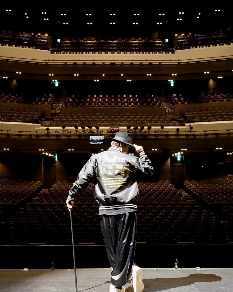 Tomo_west_71's tweet photo. 🎩🕺
⁡
#WESTꓸ
#tomohirokamiyama
#神山智洋
#カミスタグラム
#THE_PRODUCERS
#プロデューサーズ
#東急シアターオーブ
#改めてありがとうございました
#やっぱこれは撮っとかないとね😁 https://t.co/IIUYrHELqu
