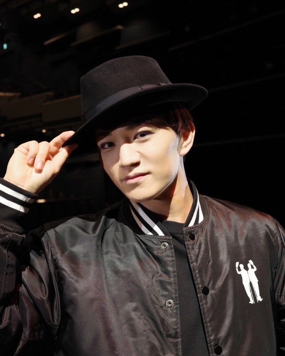 Tomo_west_71's tweet photo. 🎩🕺
⁡
#WESTꓸ
#tomohirokamiyama
#神山智洋
#カミスタグラム
#THE_PRODUCERS
#プロデューサーズ
#東急シアターオーブ
#改めてありがとうございました
#やっぱこれは撮っとかないとね😁 https://t.co/IIUYrHELqu