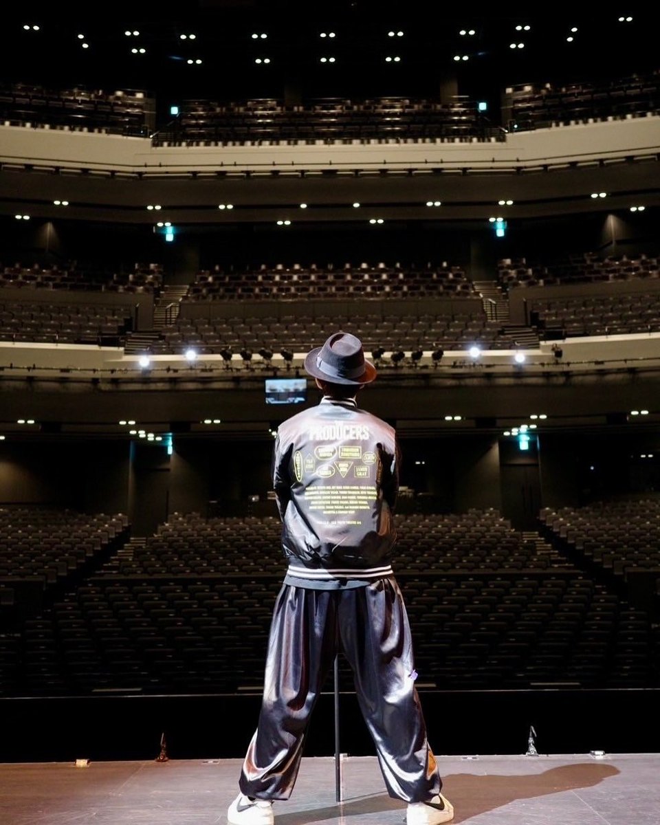 Tomo_west_71's tweet photo. 🎩🕺
⁡
#WESTꓸ
#tomohirokamiyama
#神山智洋
#カミスタグラム
#THE_PRODUCERS
#プロデューサーズ
#東急シアターオーブ
#改めてありがとうございました
#やっぱこれは撮っとかないとね😁 https://t.co/IIUYrHELqu
