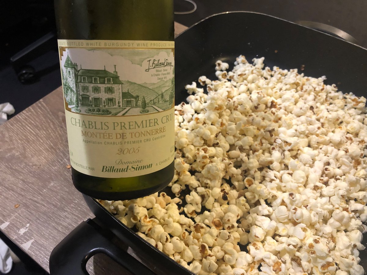 WineFoodChill's tweet photo. Definitely the best food and wine pairing I have ever had. 2005 Billaud-Simon Montee de Tonnerre 1er Cru with butter popcorn. 

What do you think?

#chablis #winelover https://t.co/op4sxRzDx2