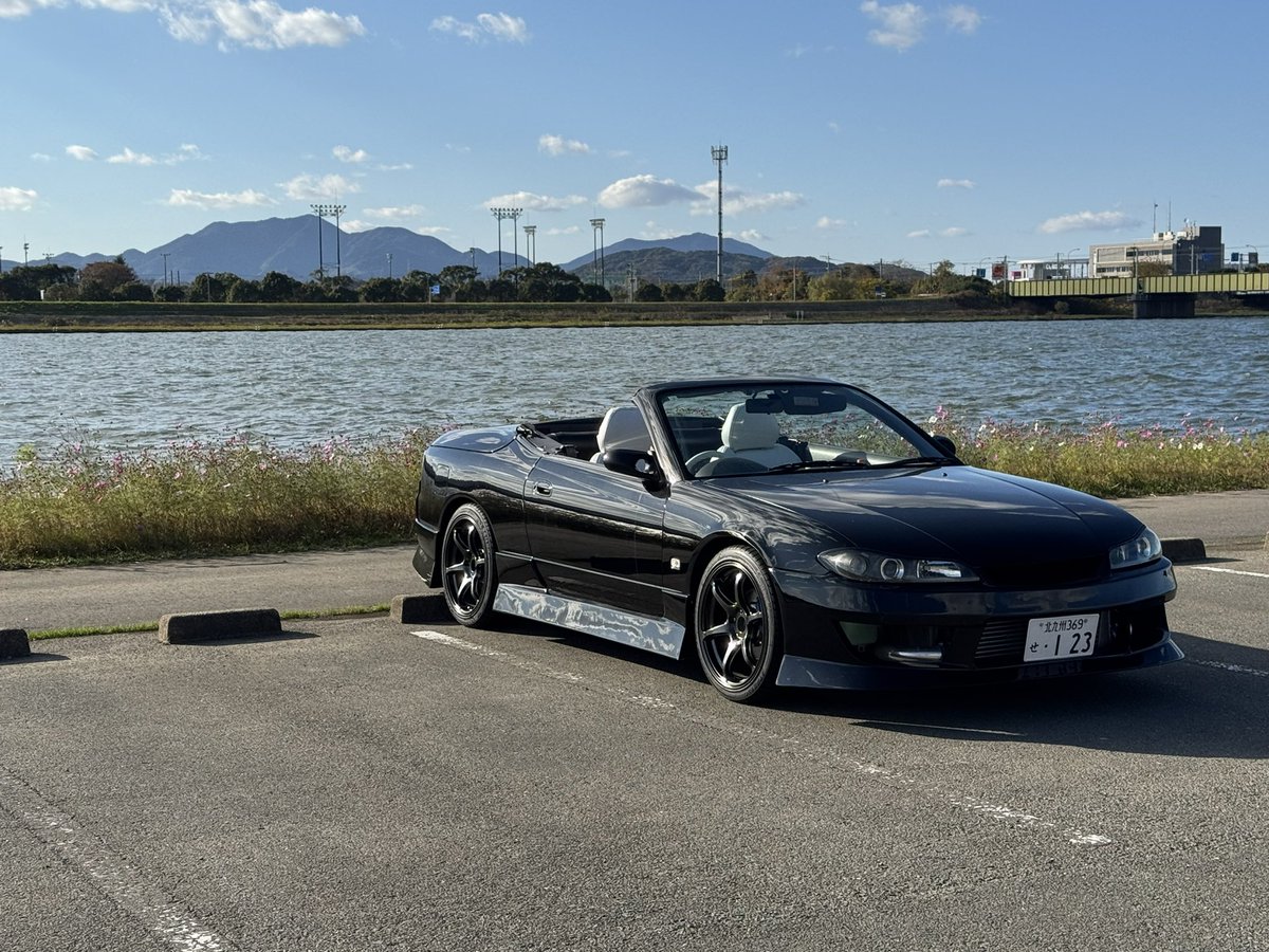 なんかいい感じ

#シルビアs15
#ヴァリエッタ
#車
#オープンカー