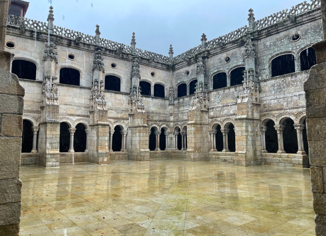 gastrotonterias's tweet photo. Para mí el Parador más impresionante, por arquitectura y entorno https://t.co/oYgmrxWg4q