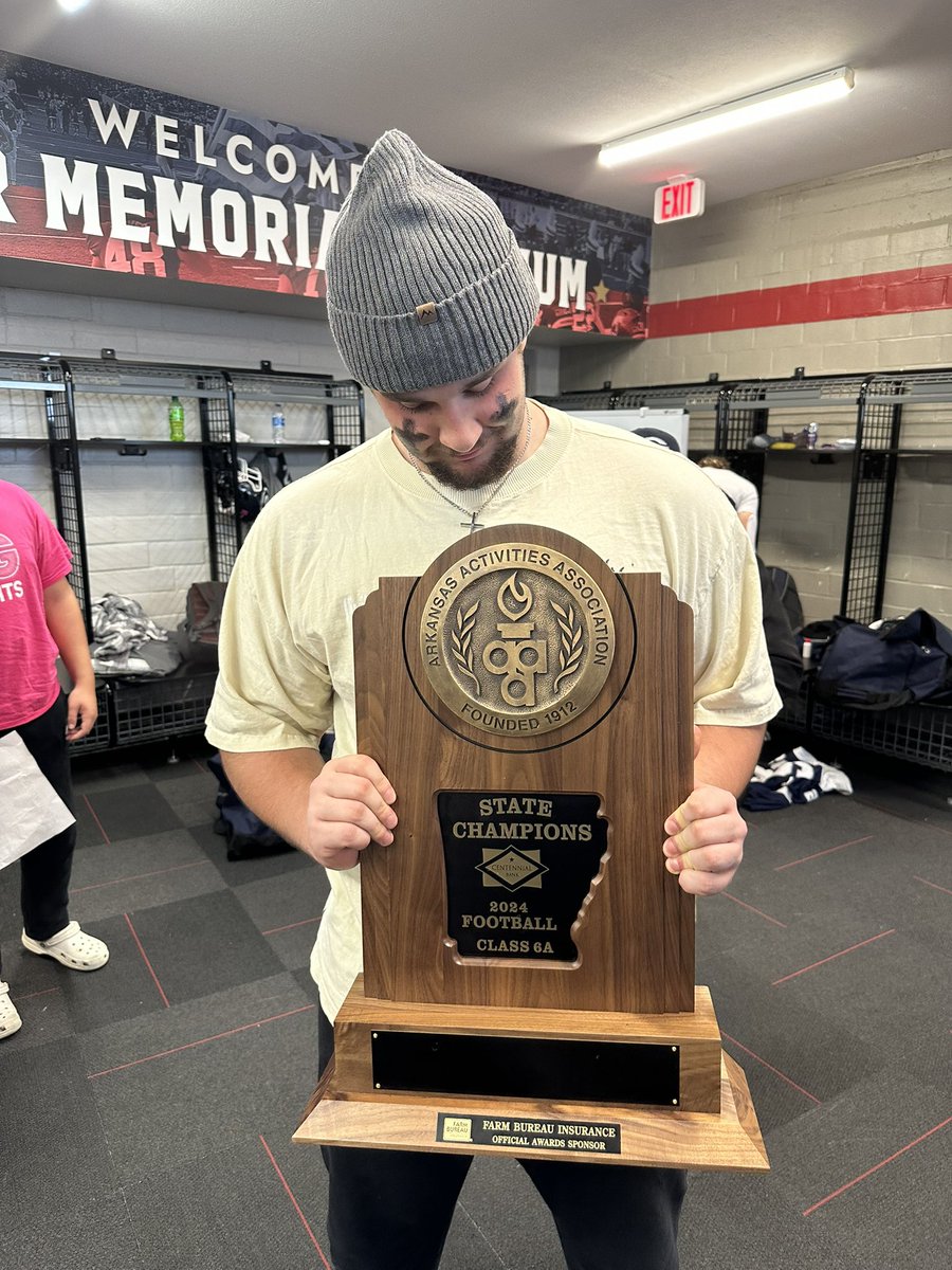 CodyTaylor68's tweet photo. WOKE UP A 2X, BACK2BACK, 6A STATE CHAMP!

#AGTG

#Back2BackPerfectSeasons | #RingUs | #RingSZN | #TrenchGang | #12xStateChamps | #ForIke | https://t.co/3sb3s6WeAn