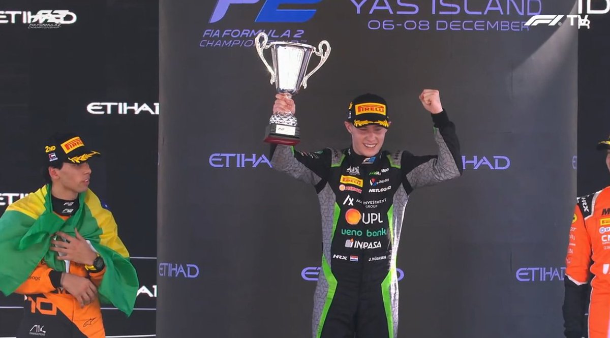 Estigarribiapy_'s tweet photo. LOCURA. Joshua Duerksen 🇵🇾 ganó la #FeatureRace (carrera principal) de #AbuDhabi de la Fórmula 2 por primera vez en su carrera. 🏆 https://t.co/5YVeKK5YSw