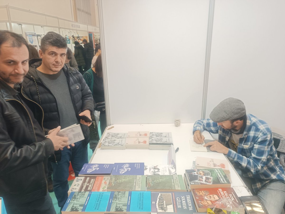 Polietika Yayınları tweet media
