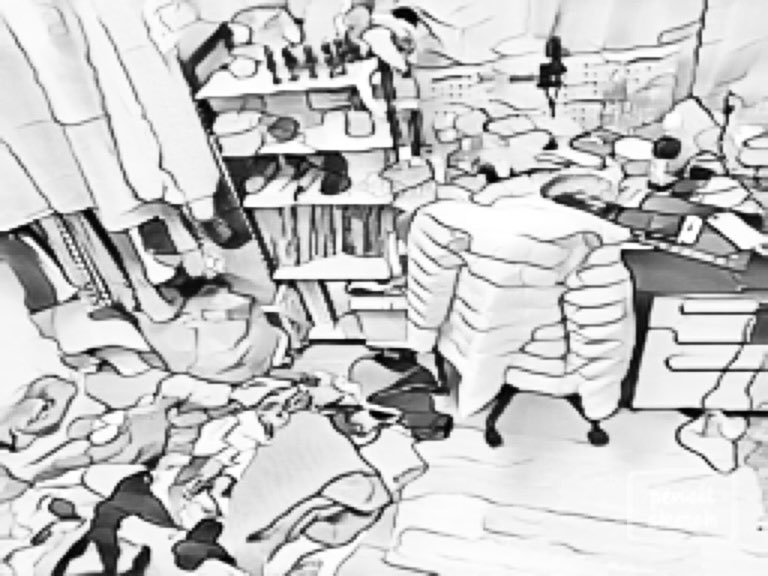 bf_hmitsuki's tweet photo. ちなみに今の部屋の状態をギリギリ見せられくらいに加工するとこんな感じです。
#掃除 #汚部屋　#アイドル https://t.co/5HyMolCfPD